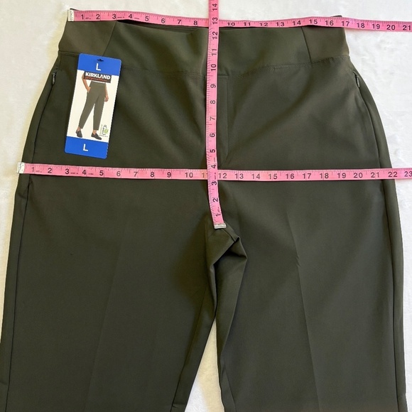 Kirkland Signature Ladies' Pull-On Ankle Pants, Side Zip Pockets Green Large NWT - Picture 9 of 15